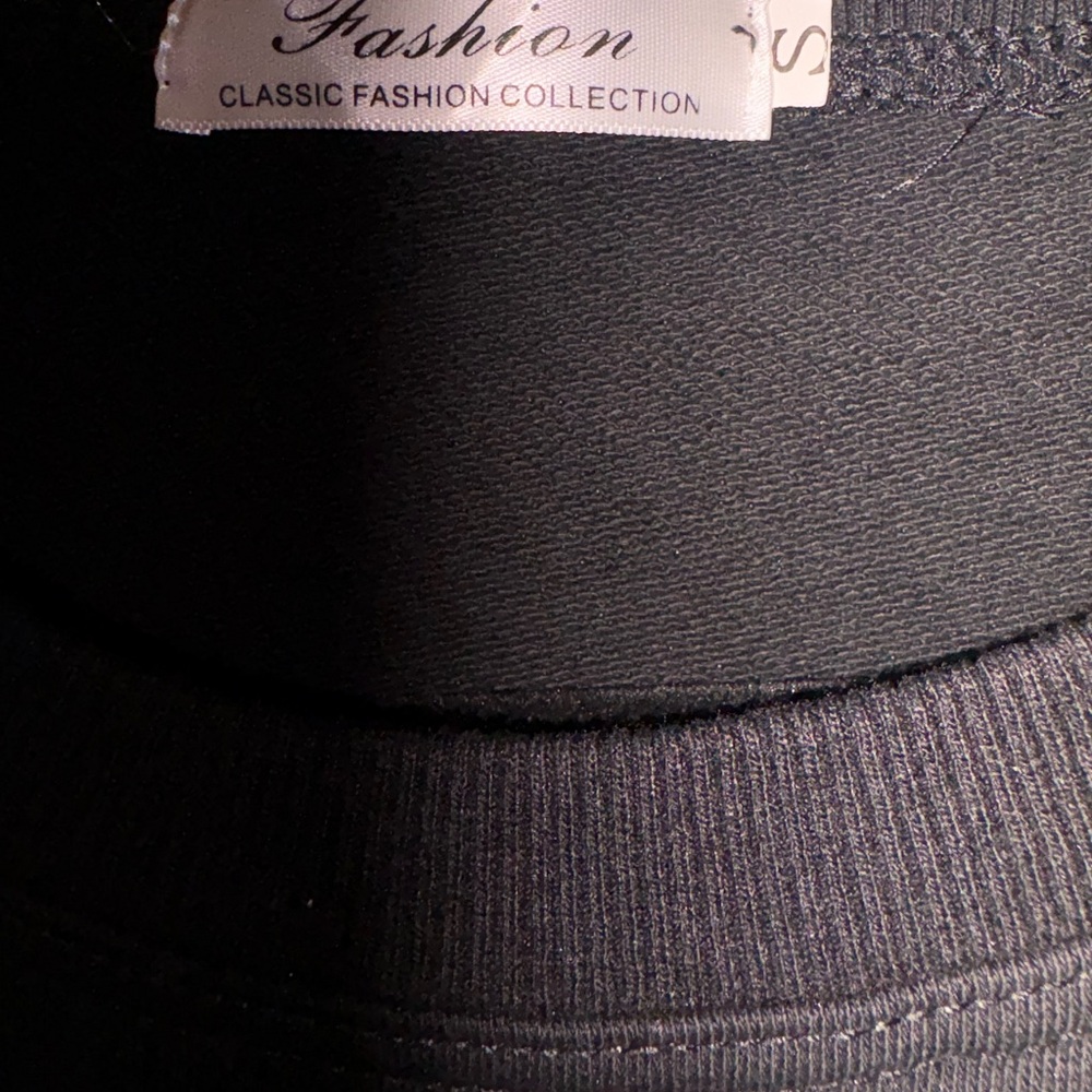 Chanel logo Black Sweatshirt with White Logo - Picture 2 of 3